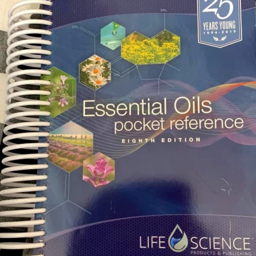 Essential Oils Pocket Reference Life Science